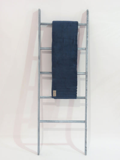Telo doccia 100x150 cm "Coccola var.117 blu" di Fazzini