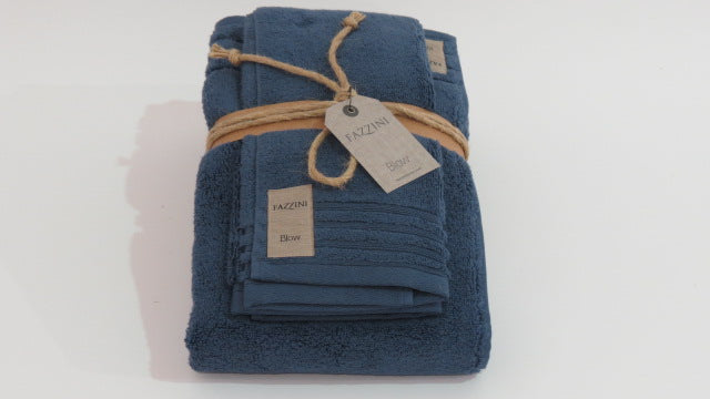 Set asciugamano+ospite "Coccola var.blu" di Fazzini