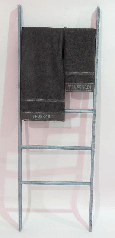 Set asciugamano+ospite "RIBBON var.dark grey" di Trussardi